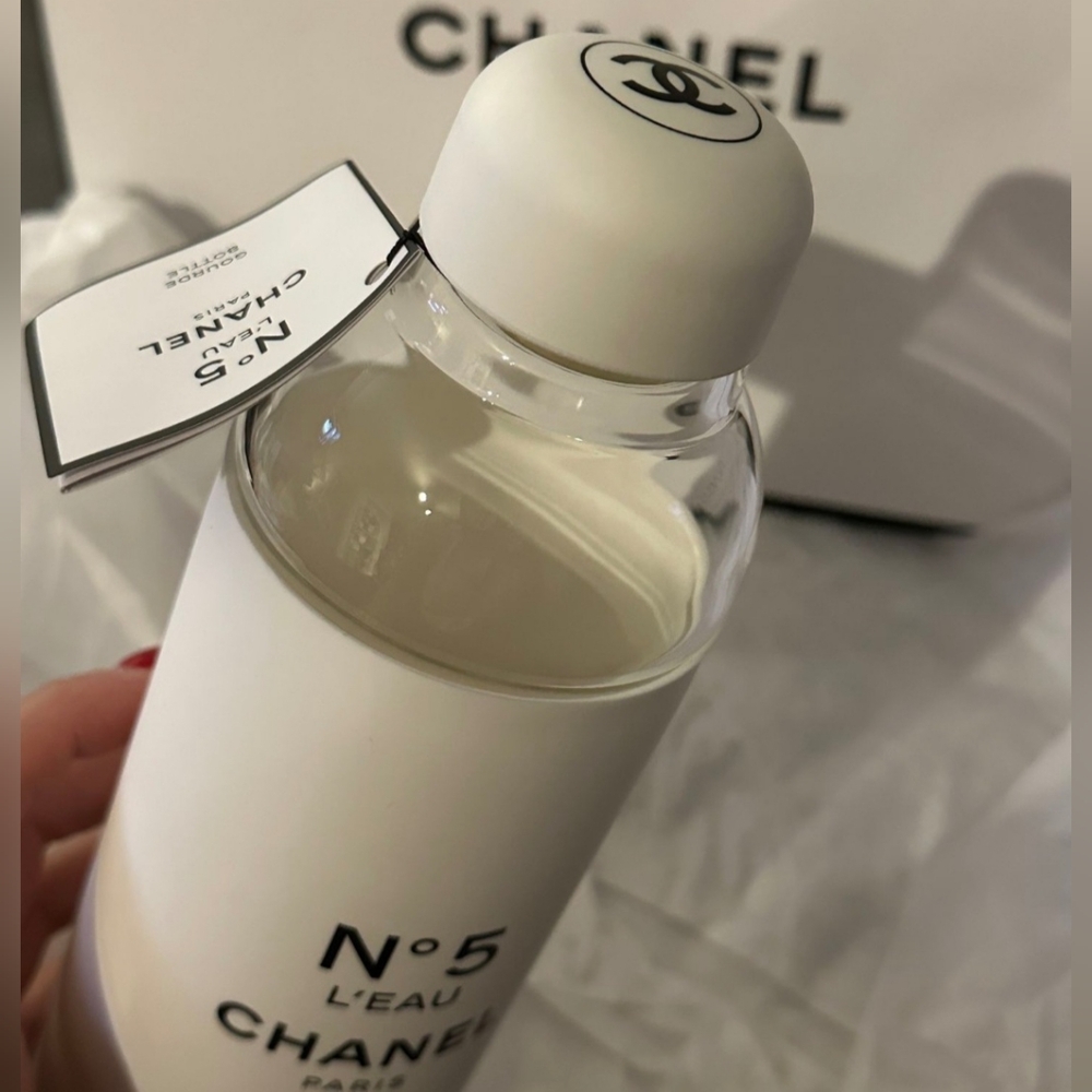 Chanel Paris No 5 Water Bottle White